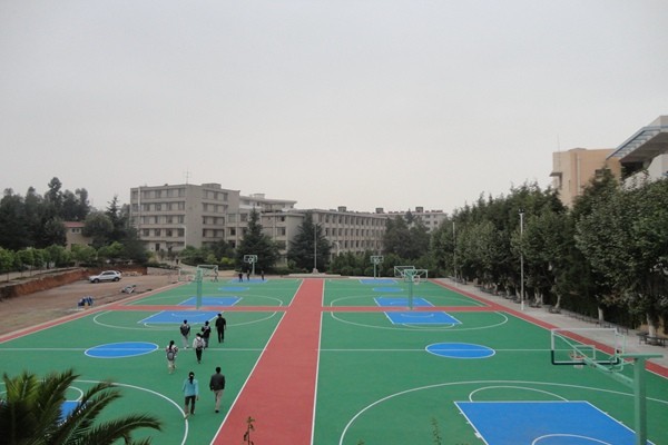 羽毛球場懸浮拼裝地板用于的安裝方法
